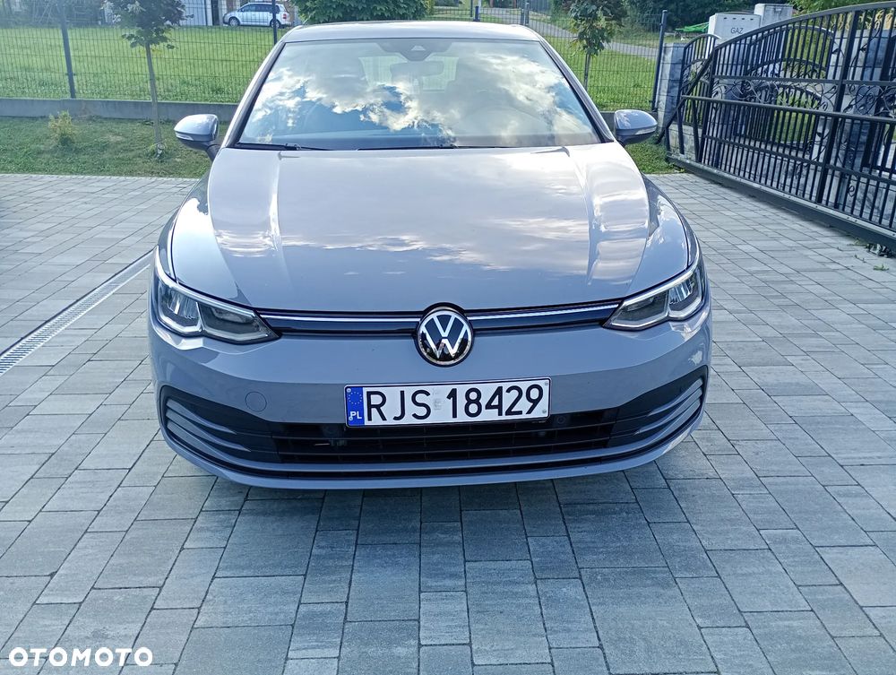 Volkswagen Golf 1.0 eTSI OPF DSG Life - 4