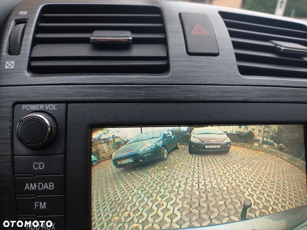 Toyota Avensis 2.0 D-4D Premium - 28