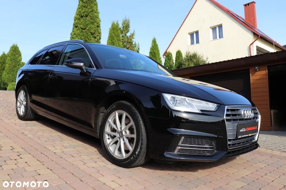 Audi A4 Avant 2.0 TDI DPF Ambiente - 30