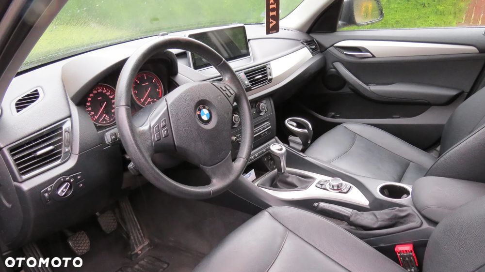 BMW X1 sDrive18d xLine - 6