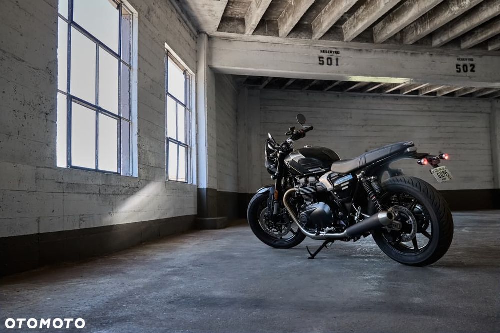 Triumph Speed Twin - 6