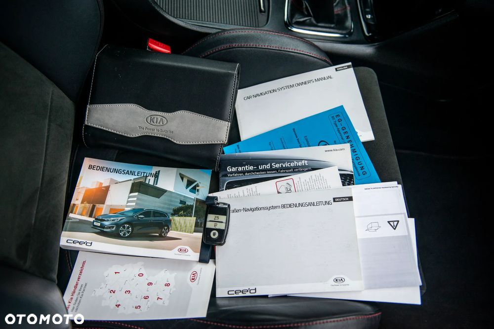Kia Ceed 1.6 T-GDI GT-Challenge - 40