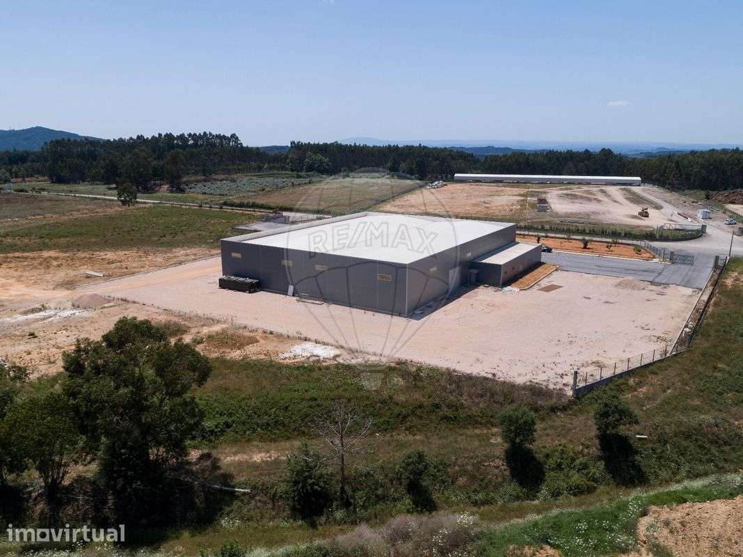 Armazém  para arrendamento - Grande imagem: 2/10