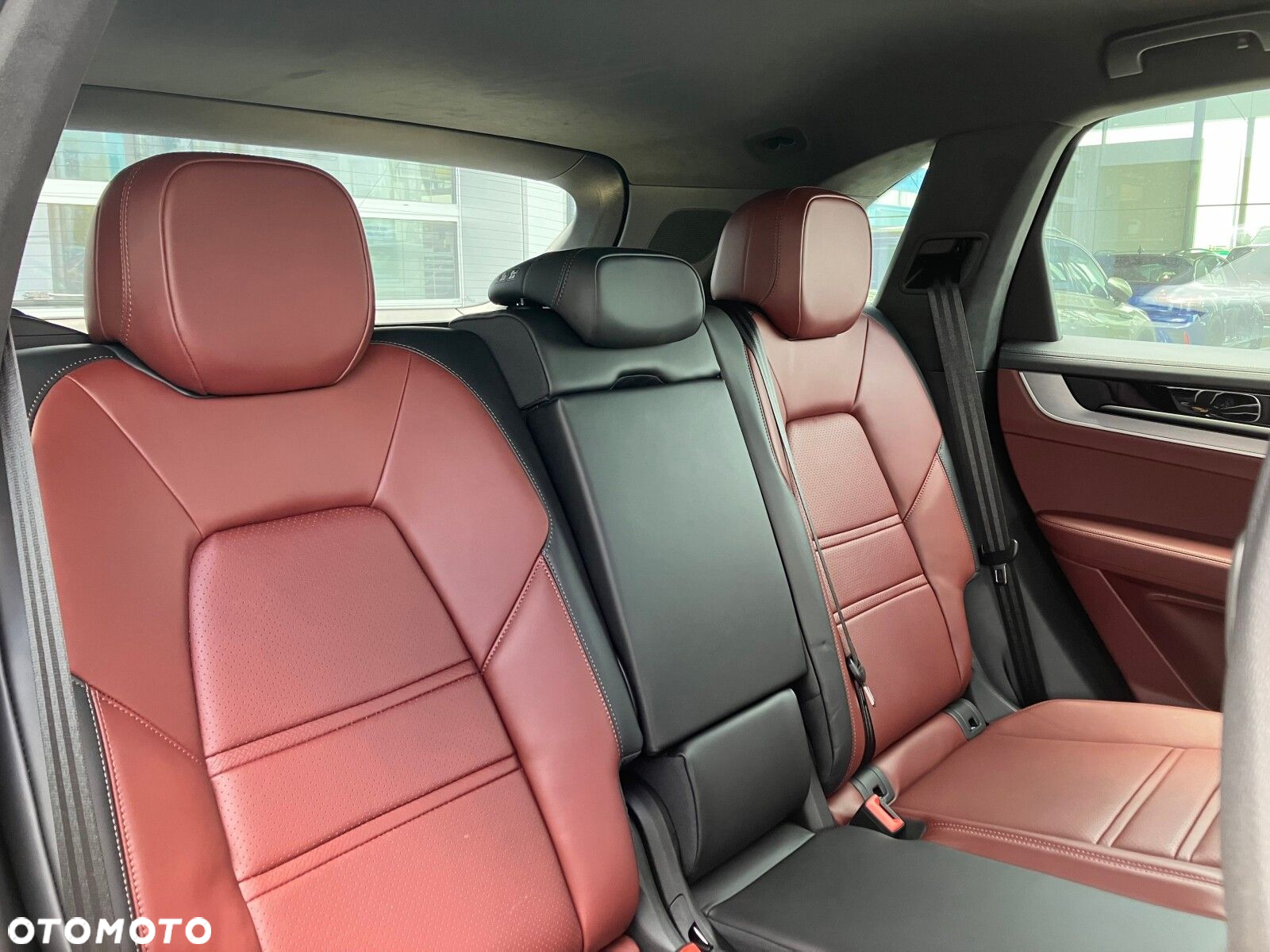 Porsche Cayenne - 14