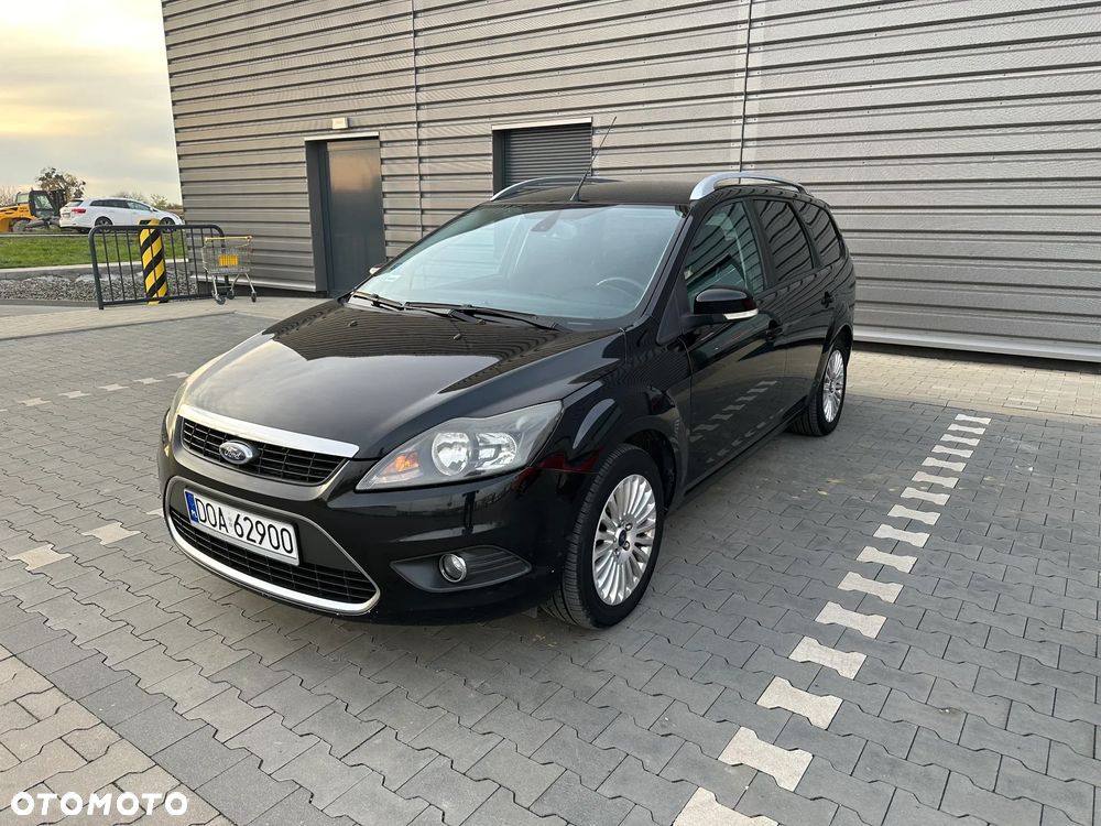 Ford Focus 1.6 Ghia - 2