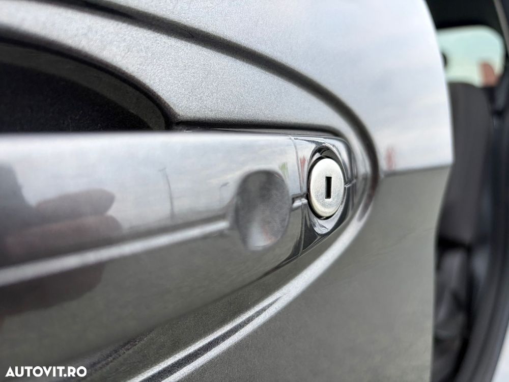 Ford Grand C-Max - 9