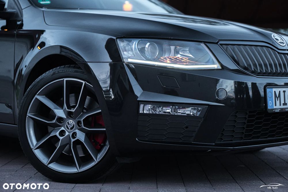 Skoda Octavia Combi 2.0 TDI RS - 4