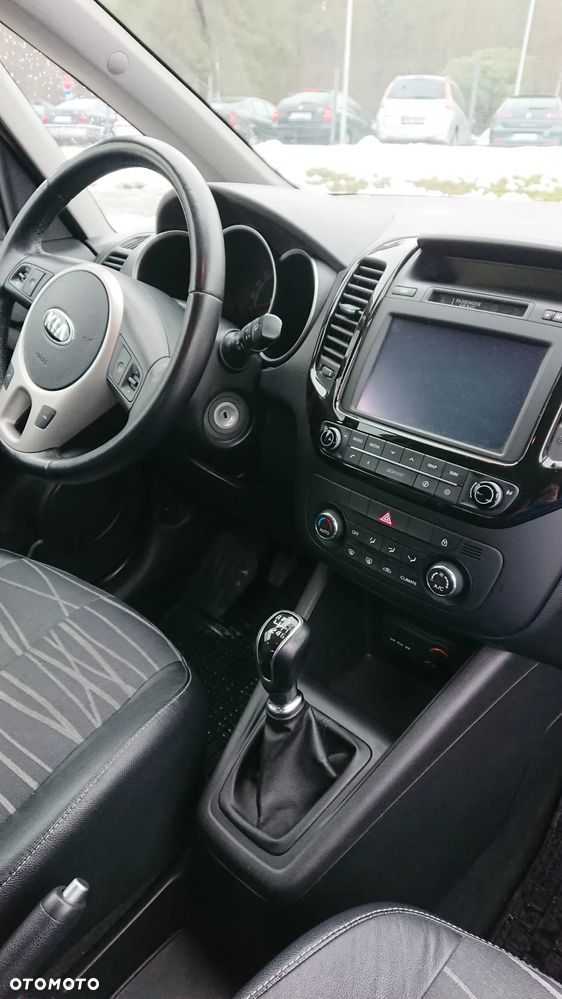 Kia Venga 1.6 Business Line - 10