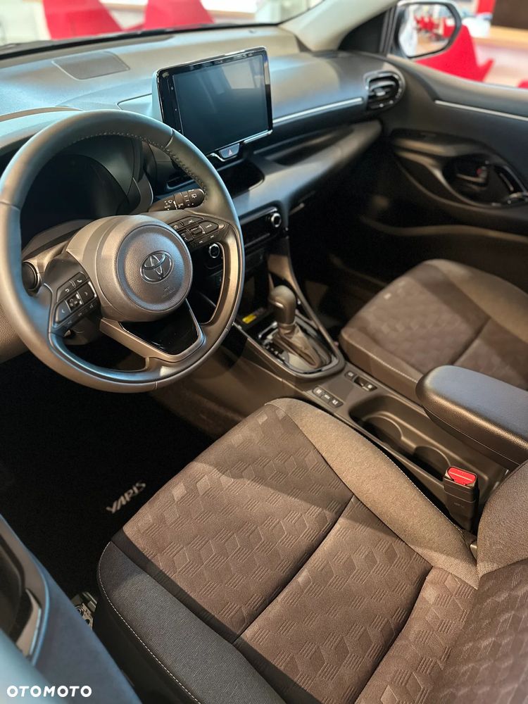 Toyota Yaris - 3