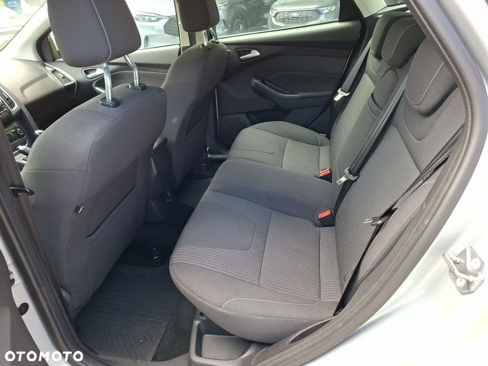Ford Focus 1.0 EcoBoost Titanium - 29