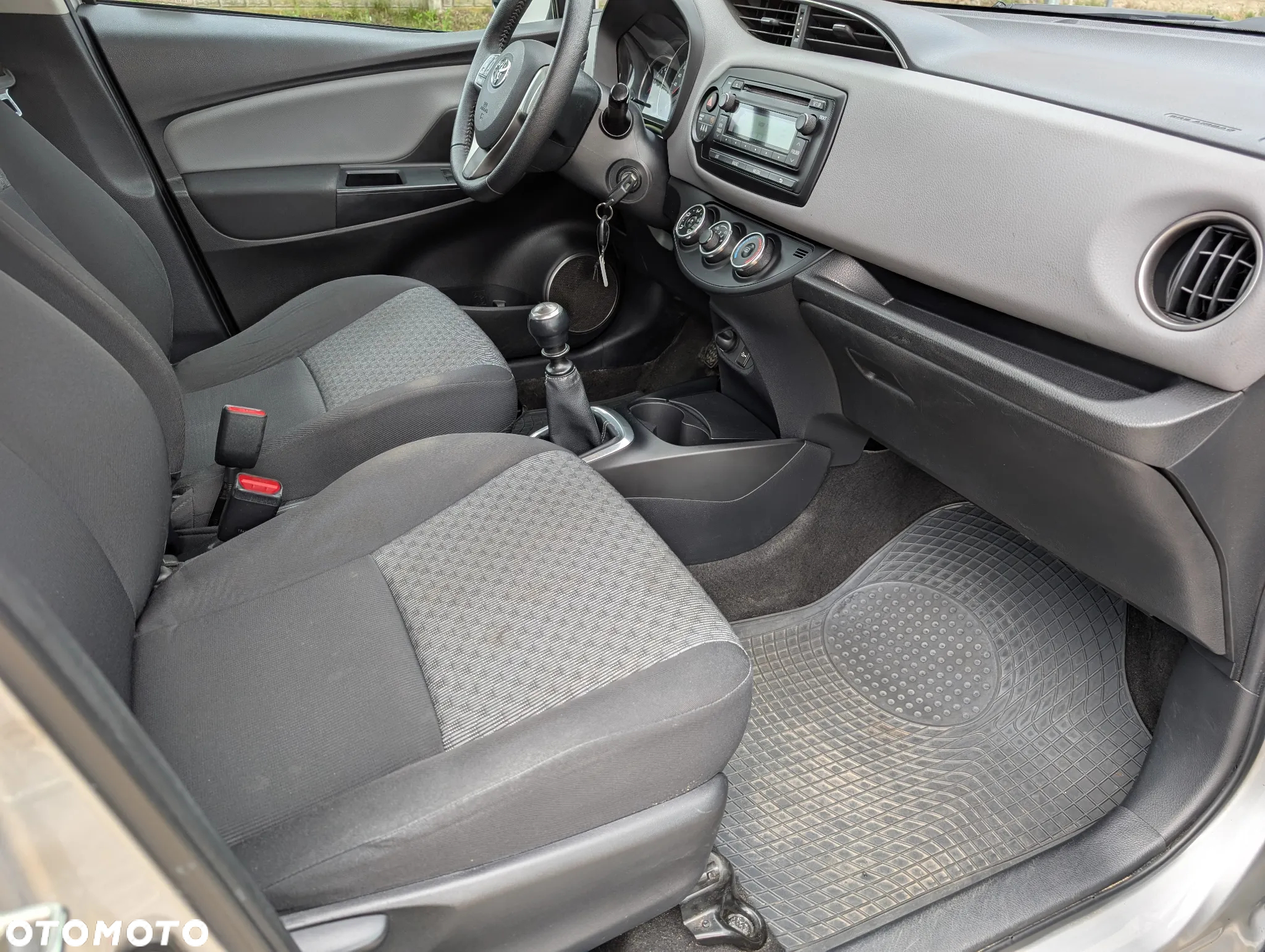 Toyota Yaris 1.33 Dynamic - 17
