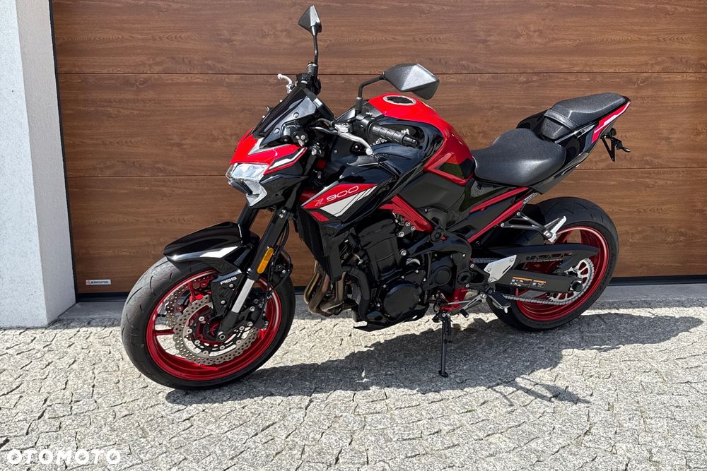 Kawasaki Z 900 - 17