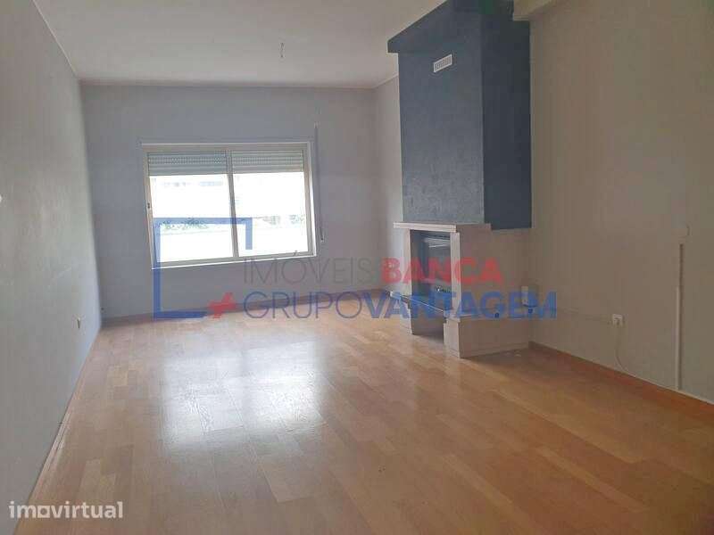 APARTAMENTO T3 - ÁGUAS SANTAS (MOSTEIRO)353.000,00 - Grande imagem: 3/11