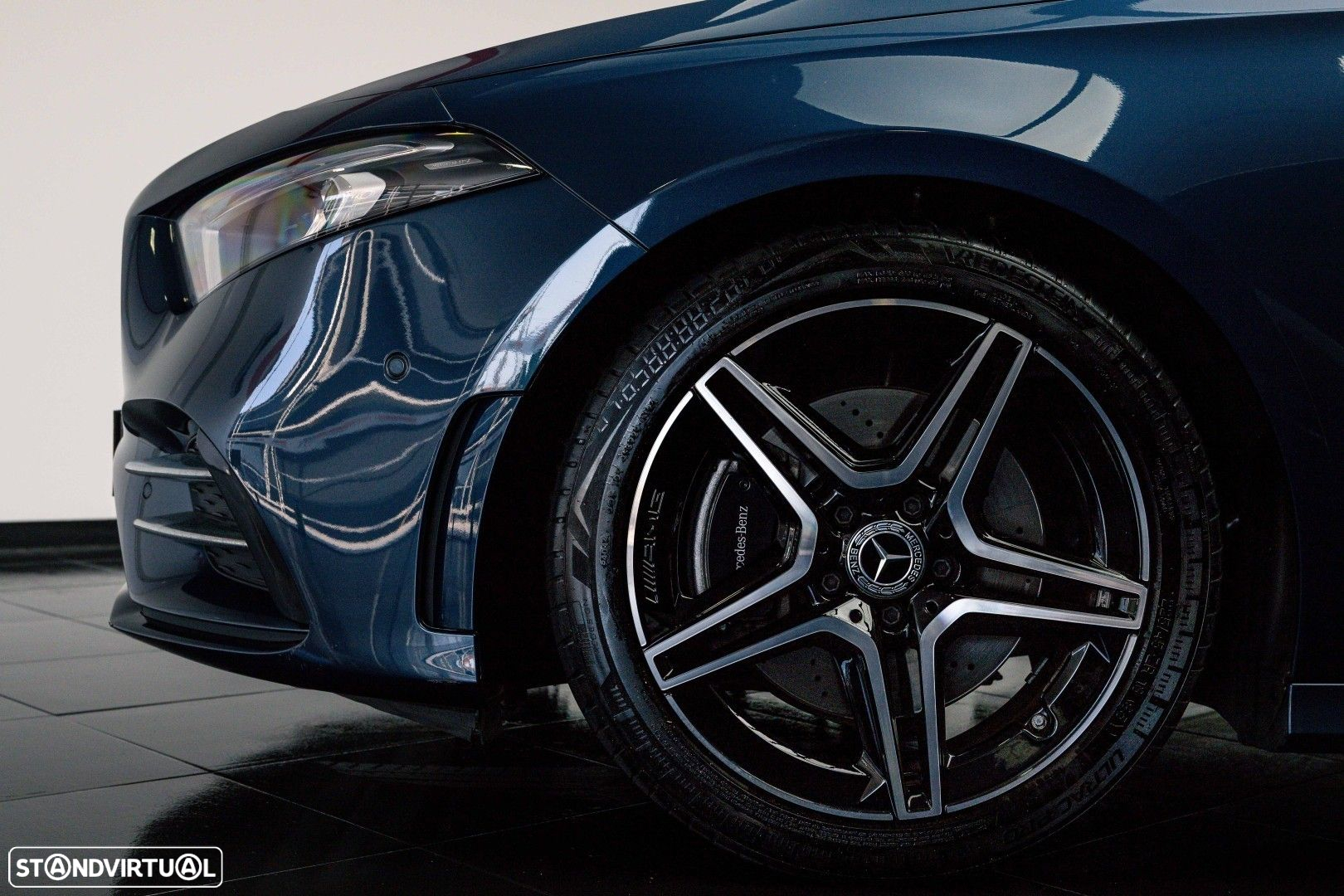 Mercedes-Benz A 250 e AMG Line - 7