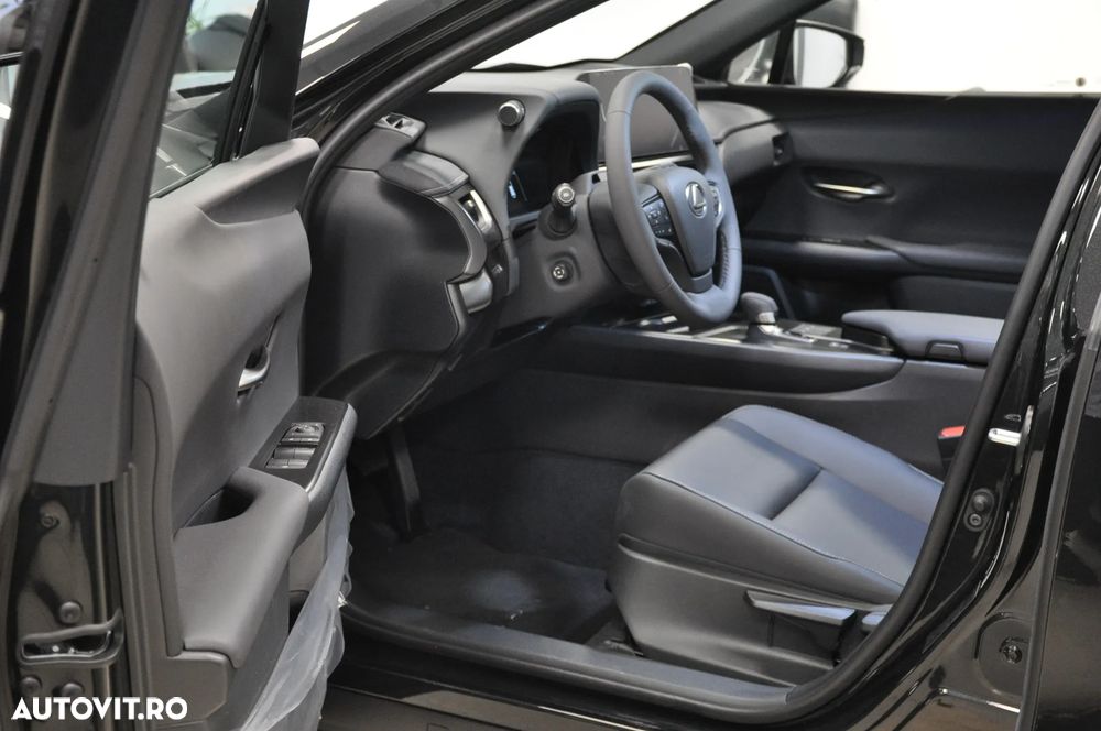 Lexus UX 300h Executive Line - 19
