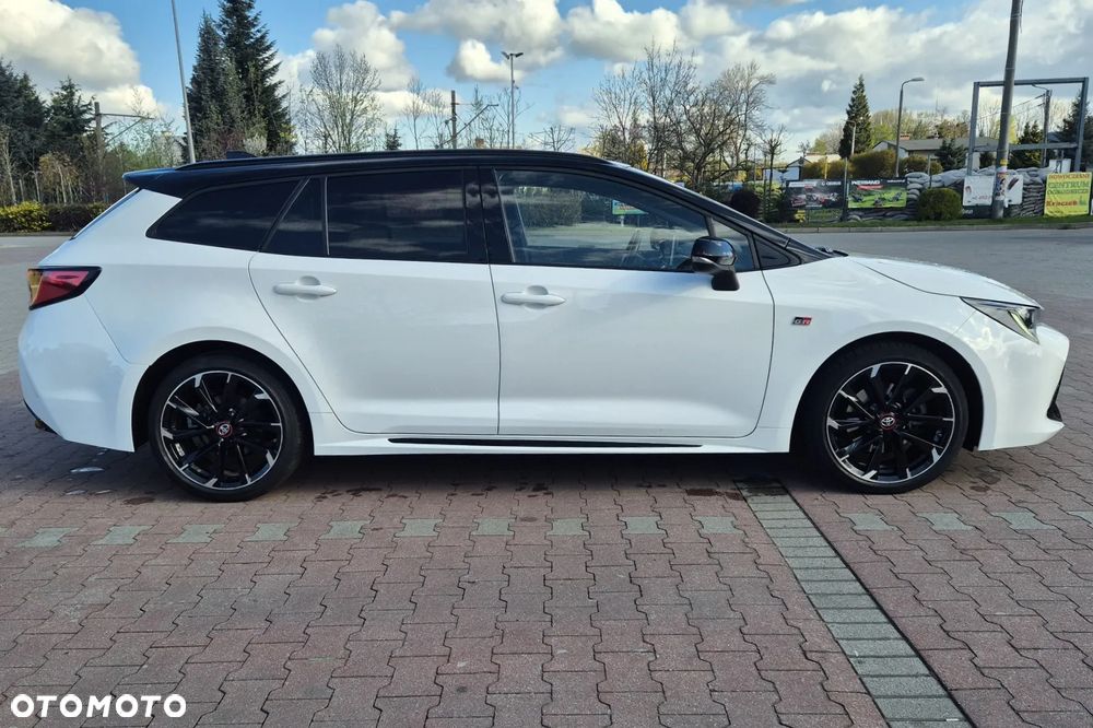 Toyota Corolla - 8