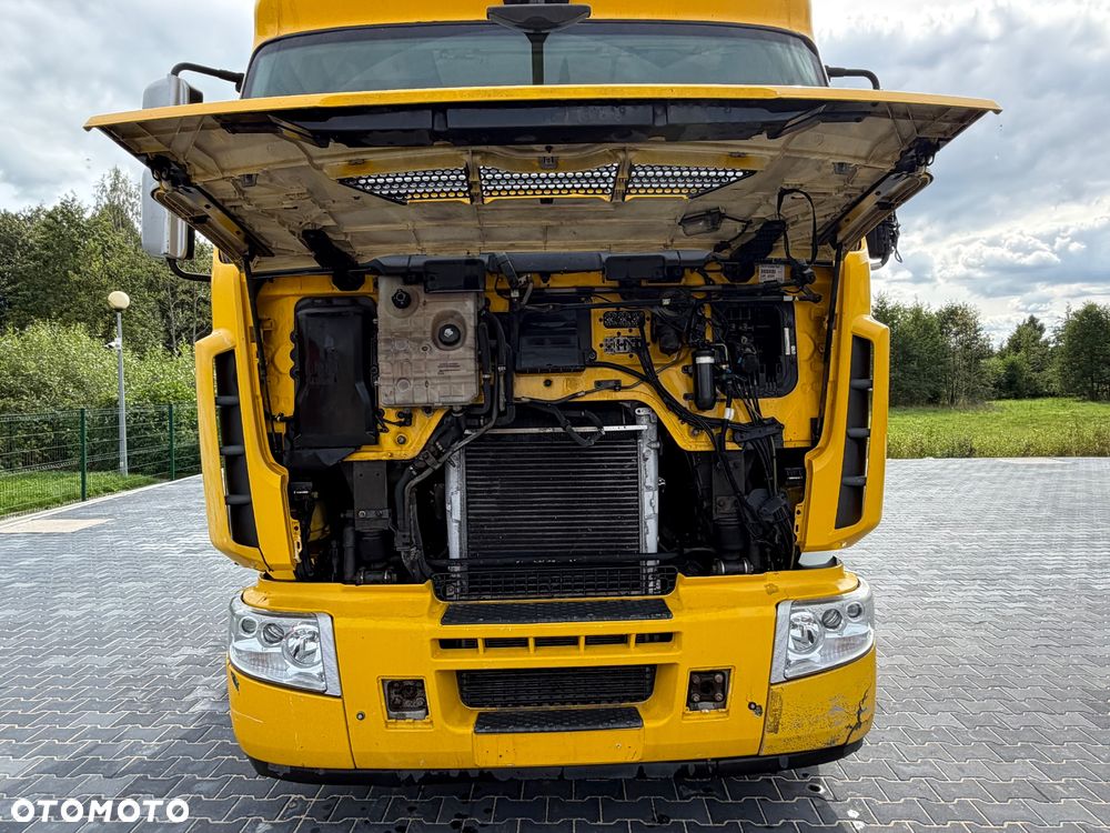 Renault Premium - 7