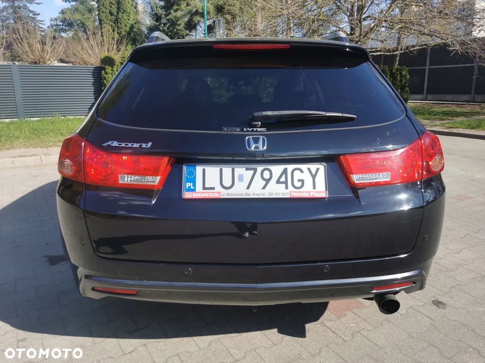 Honda Accord 2.0 Executive - 8