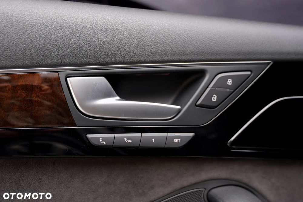 Audi A8 3.0 TDI DPF quattro tiptronic Lang - 19