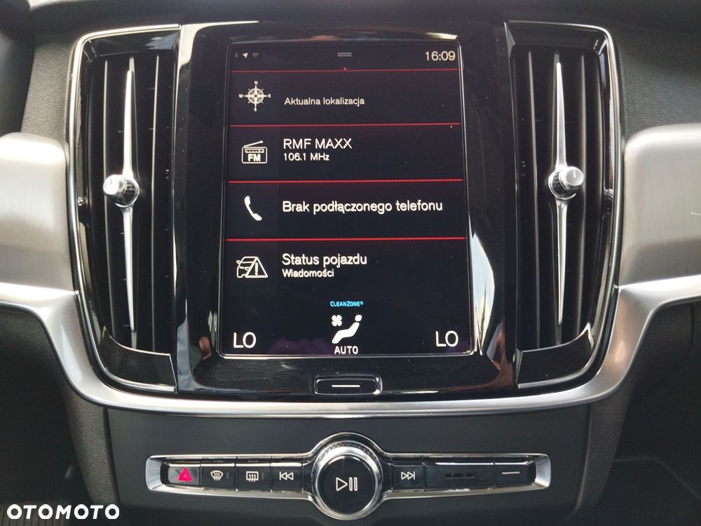 Volvo V90 D5 AWD Momentum - 18