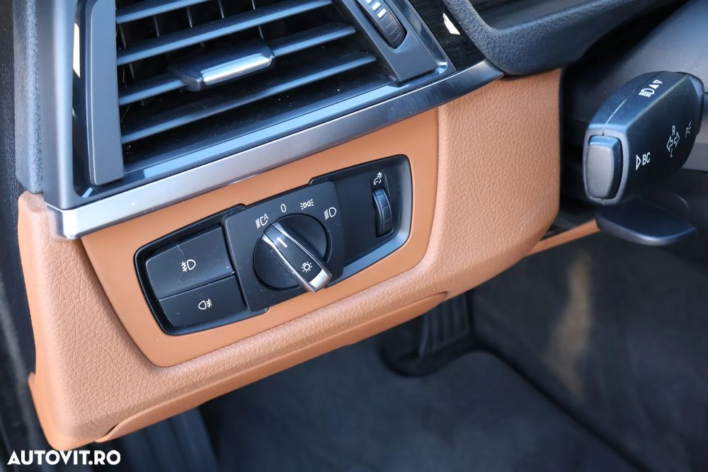BMW Seria 3 325d Aut. Luxury Line - 22