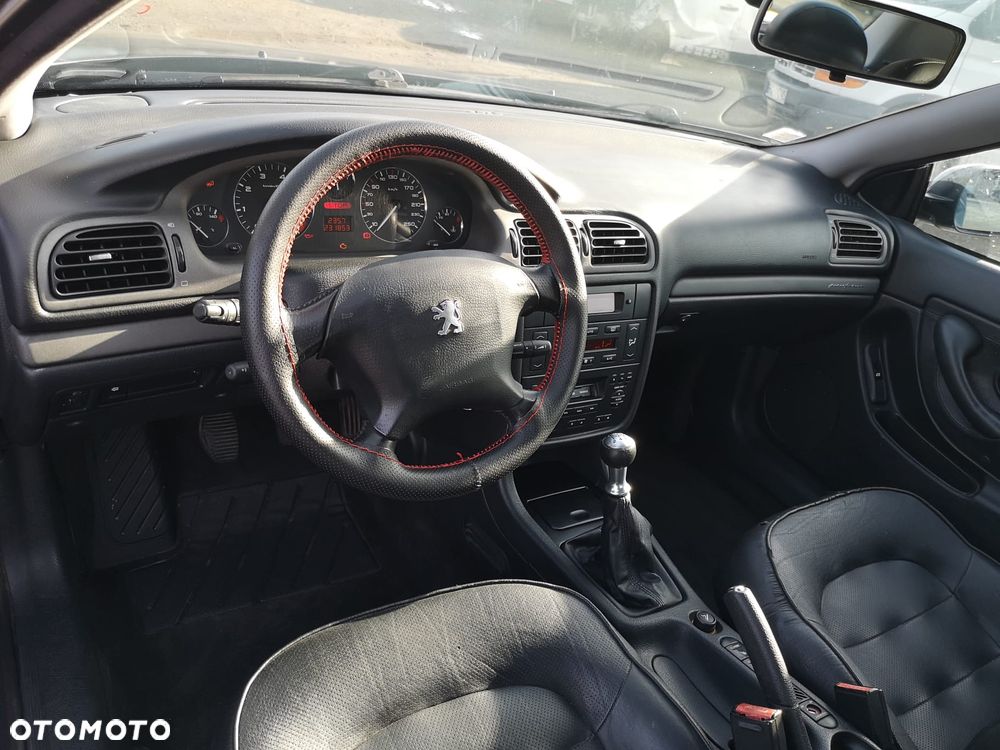 Peugeot 406 3.0 Prestige V6 - 28