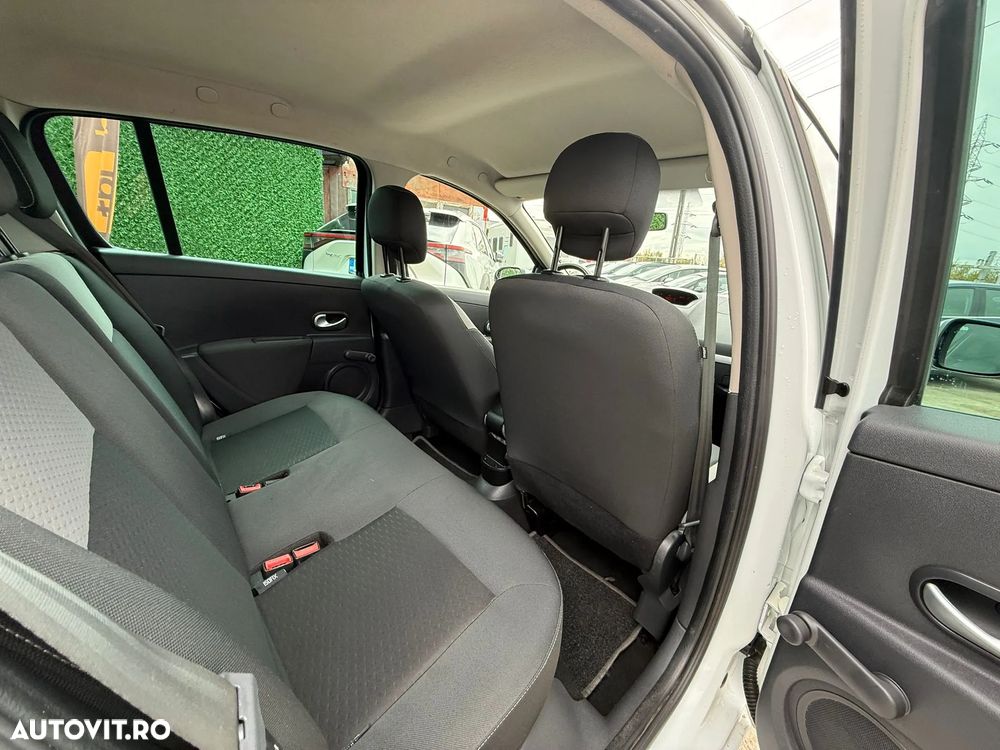 Renault Clio III 1.5dCi Team - 16