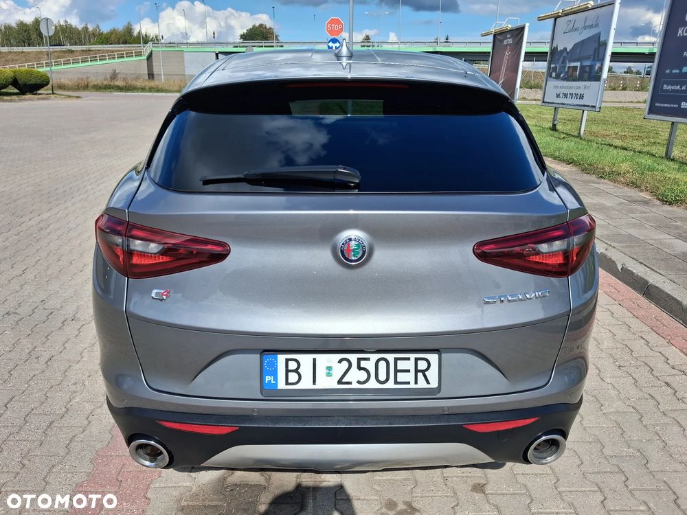 Alfa Romeo Stelvio 2.0 Turbo Super Q4 - 9