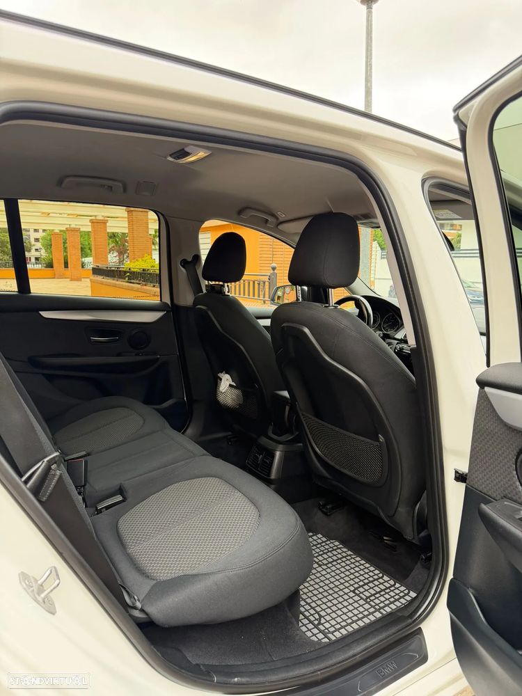 BMW 218 Gran Tourer d Aut. - 7