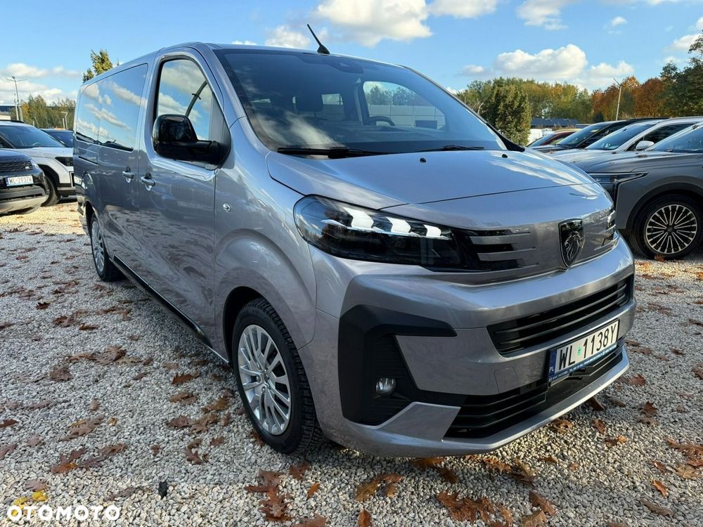 Peugeot Traveller