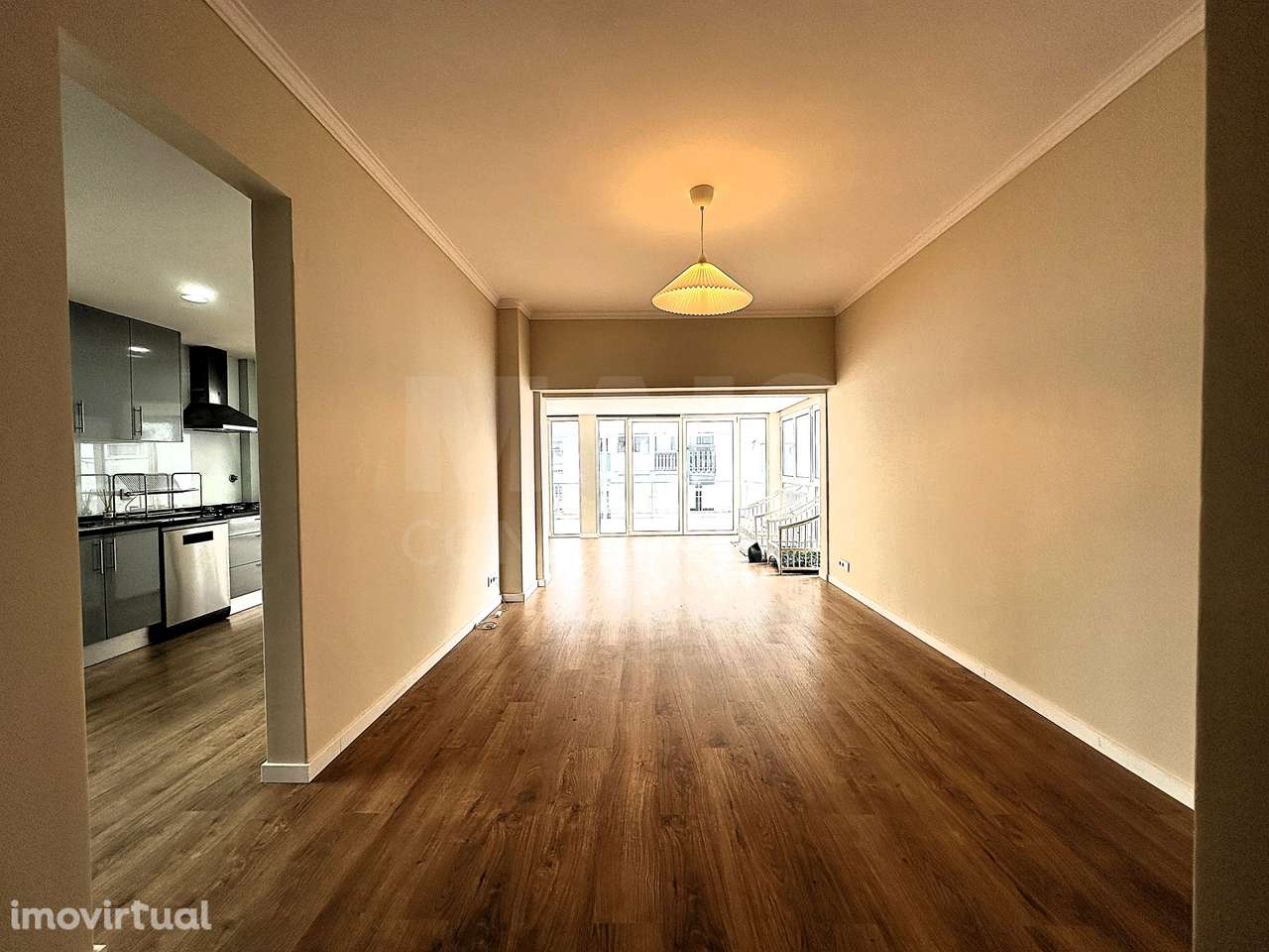 Apartamento T3 totalmente remodelado no centro de Odivelas com Terraço - Grande imagem: 4/24