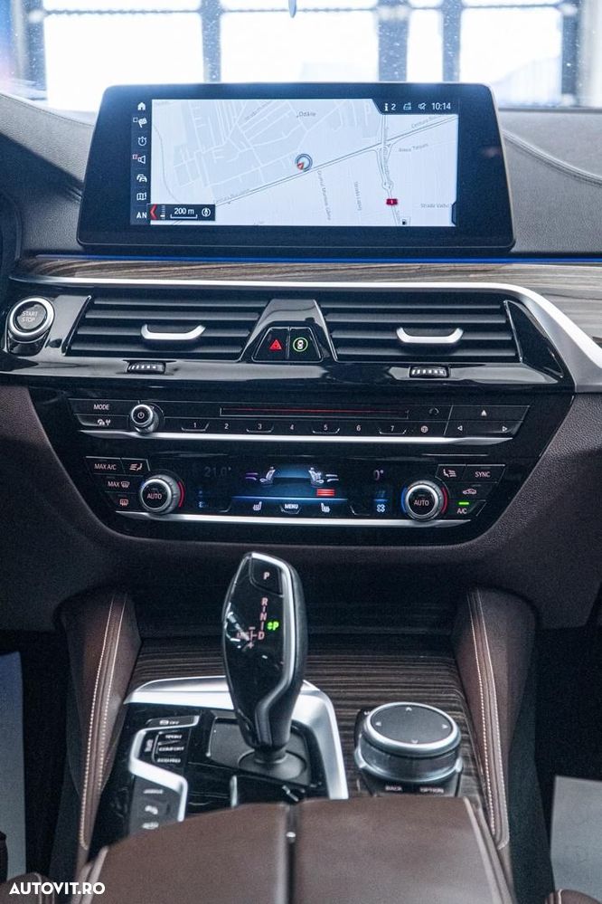 BMW Seria 5 530e iPerformance Aut. Luxury Line - 4