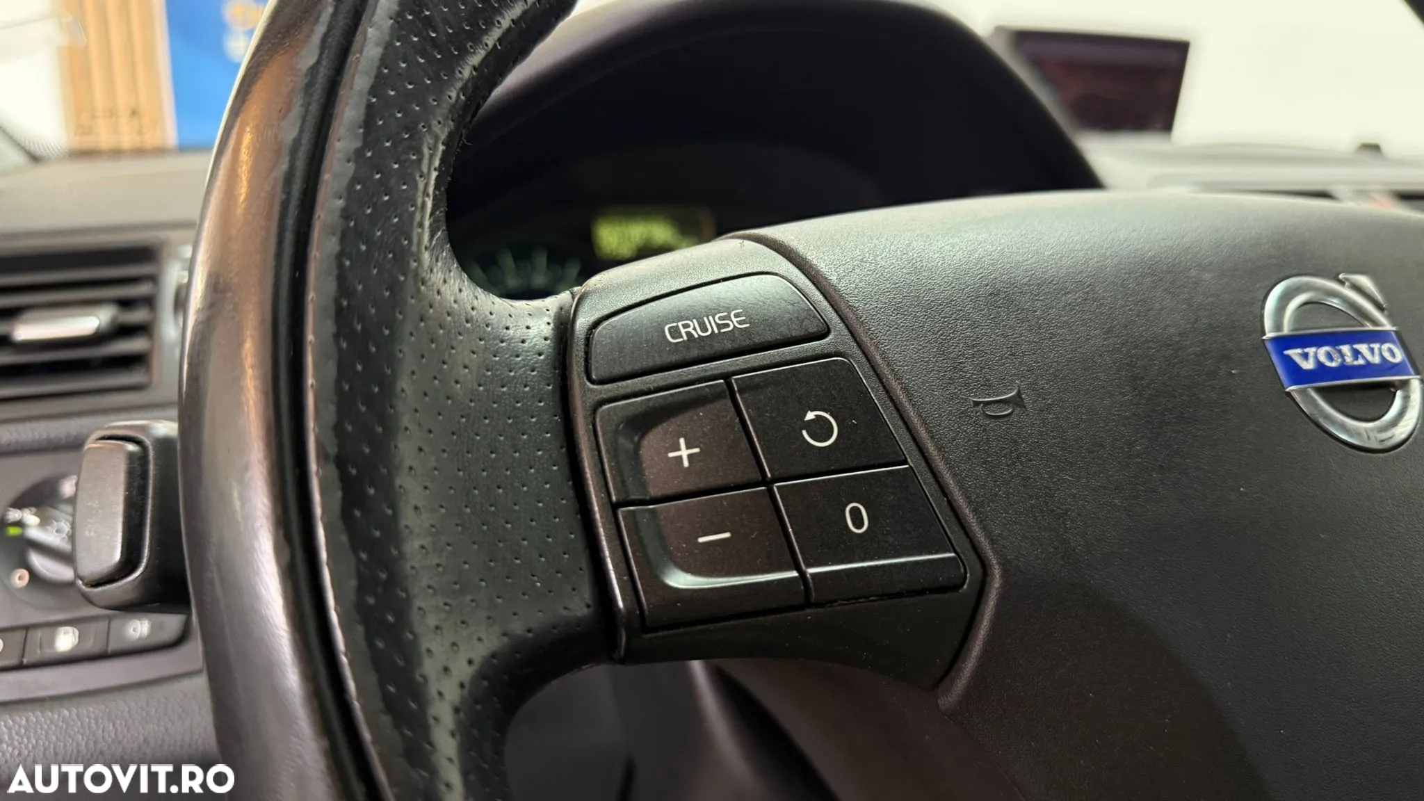 Volvo V50 D2 Rdesign - 24