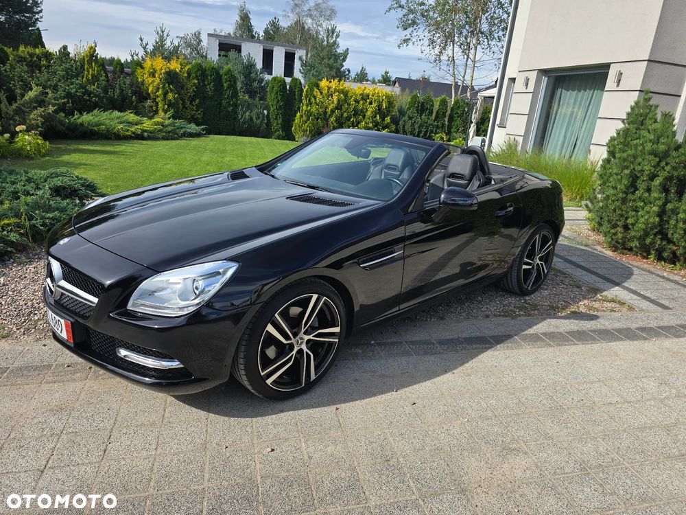 Mercedes-Benz SLK 200 (BlueEFFICIENCY) - 3