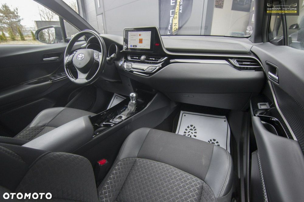 Toyota C-HR 1.8 Hybrid GPF Executive - 28