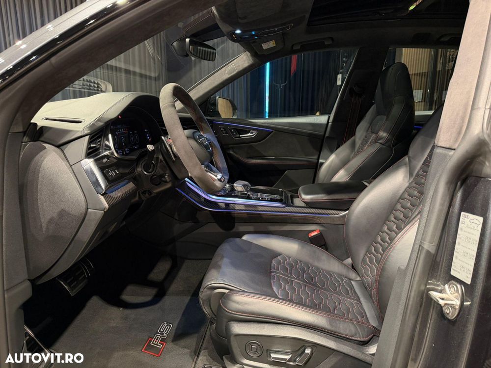 Audi RS Q8 4.0 TFSI quattro MHEV Tiptronic - 29