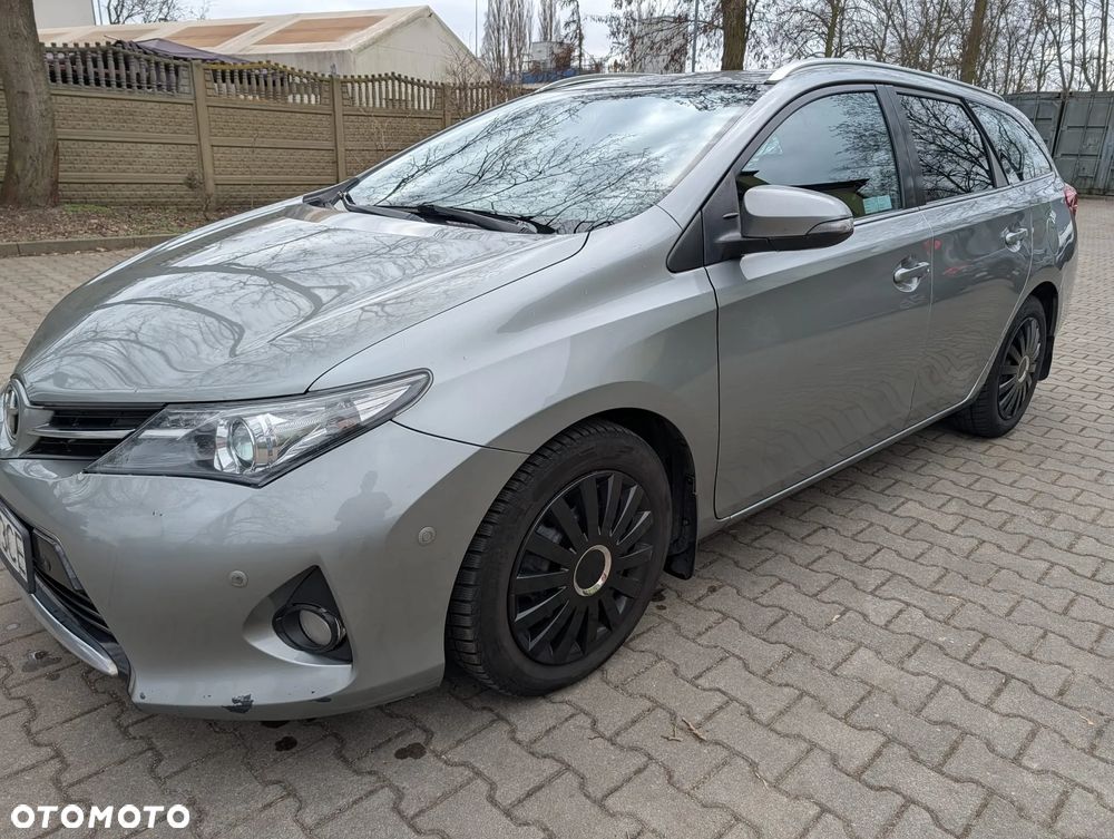 Toyota Auris 1.4 D-4D Premium Comfort - 12
