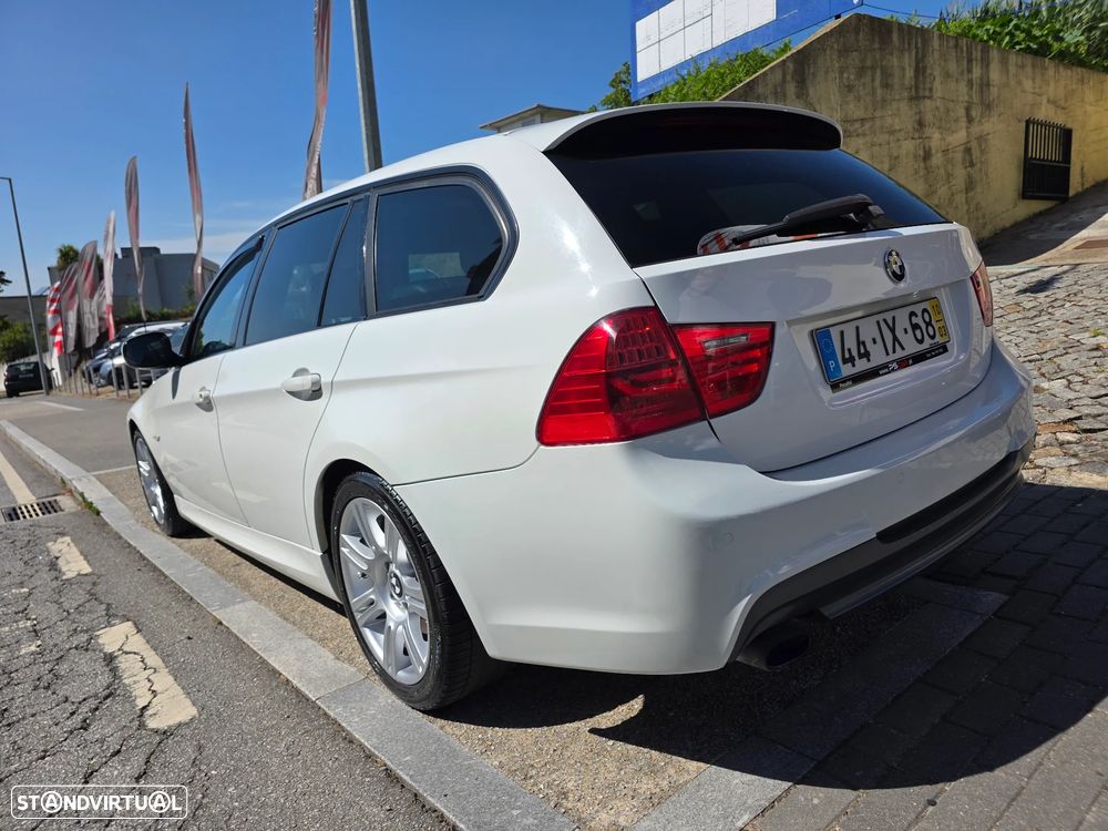 BMW 320 d xDrive - 14