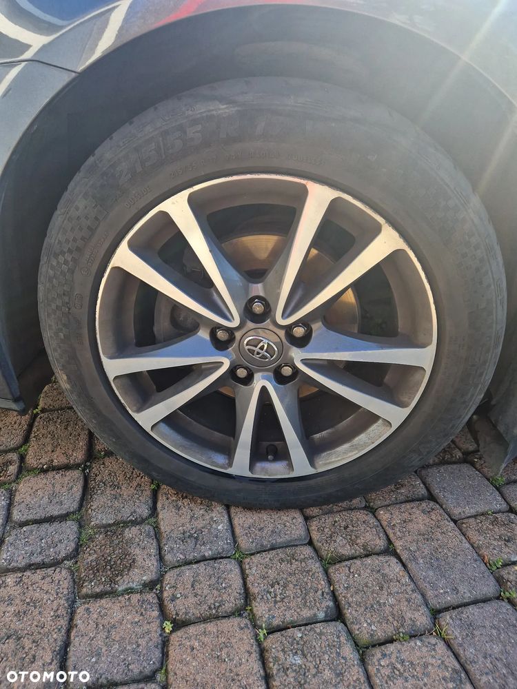 Toyota Avensis 2.0 D-4D Premium - 9