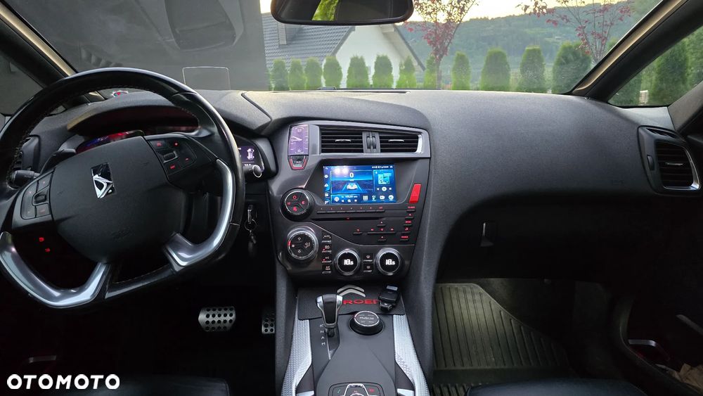 Citroën DS5 2.0 HDi Hybrid4 SoChic MCP - 32