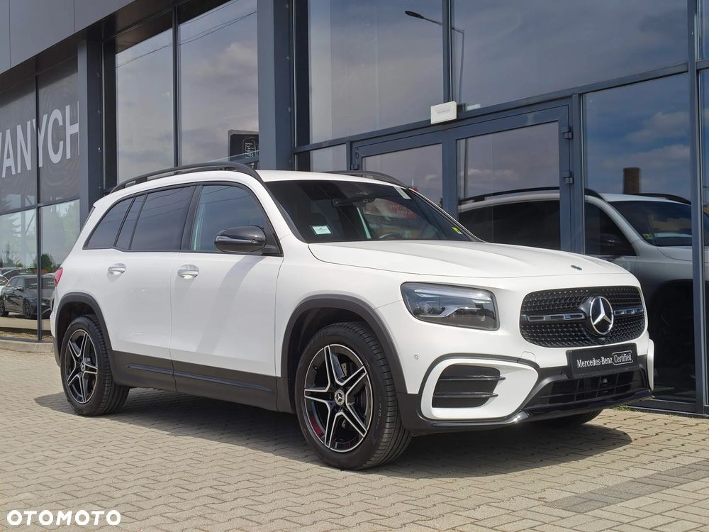 Mercedes-Benz GLB 200 AMG Line 7G-DCT - 7