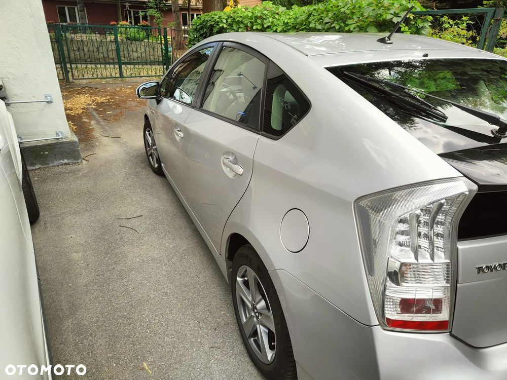 Toyota Prius - 28
