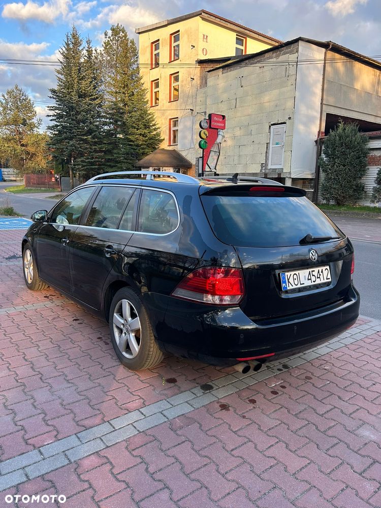 Volkswagen Golf 2.0 TDI DPF Style - 6