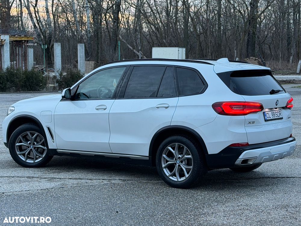 BMW X5 xDrive45e - 10