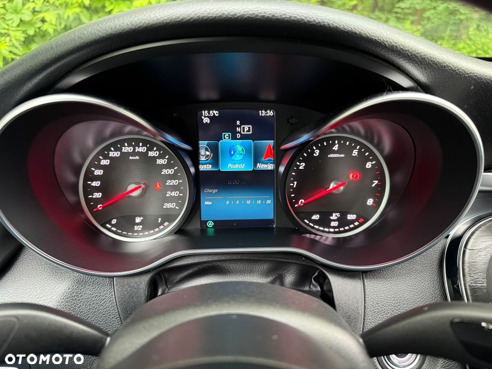 Mercedes-Benz Klasa C 300 9G-TRONIC - 17
