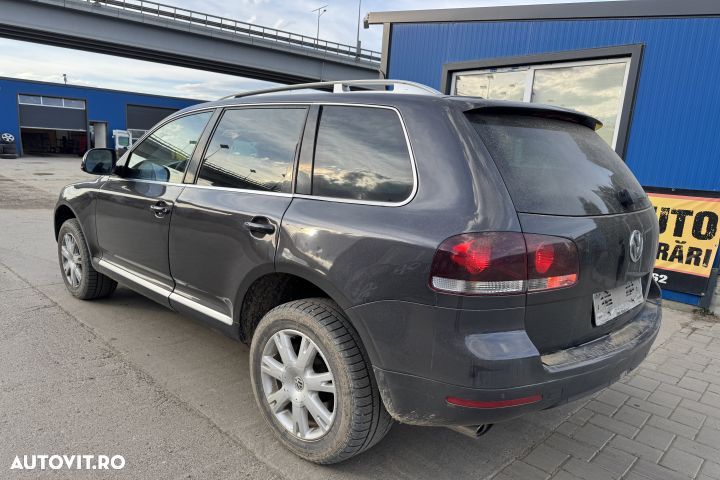 Aripa spate stanga Volkswagen VW Touareg generatia 1 7L [facelift] [2 - 1