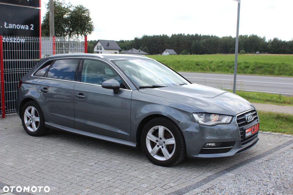 Audi A3 Sportback 1.6 TDI ultra Attraction - 6