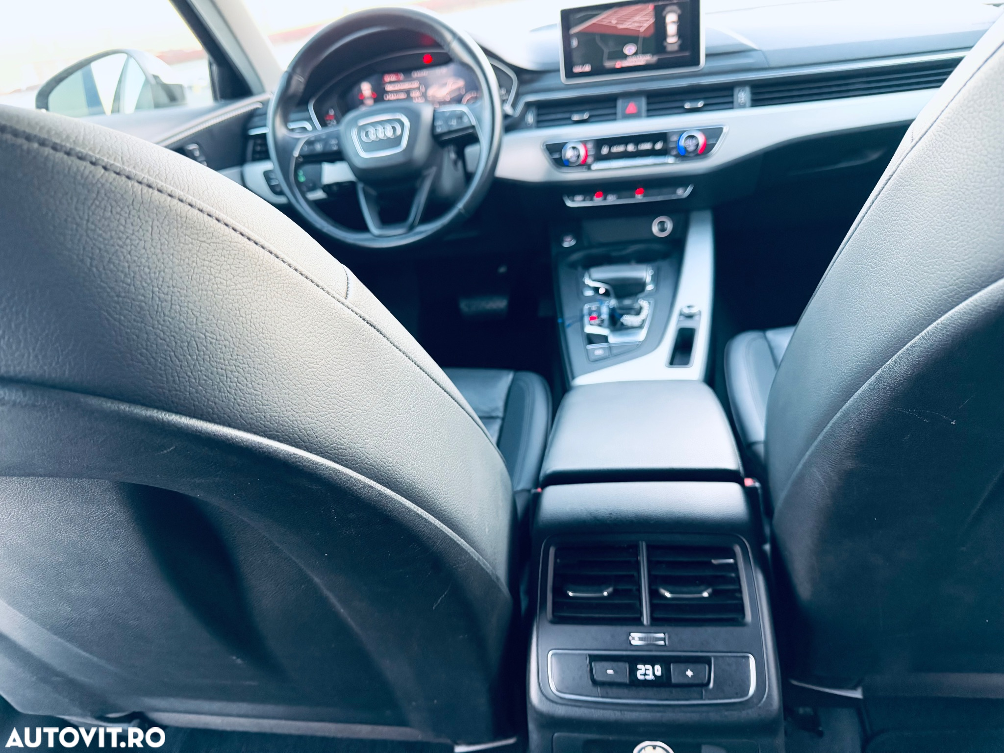 Audi A4 2.0 TDI ultra S tronic Design - 24