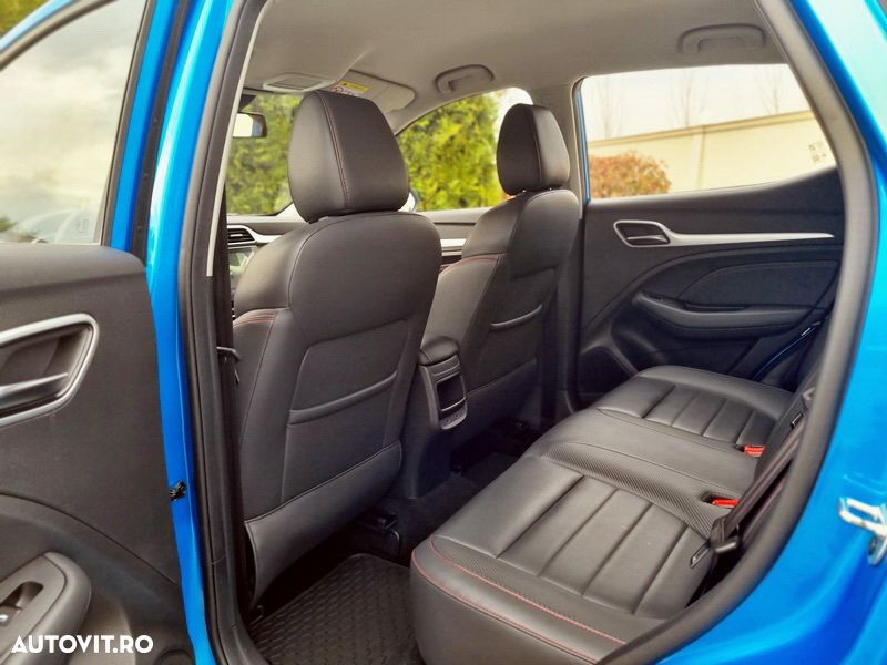 MG ZS ICE 1.5 VTI-tech Luxury - 11