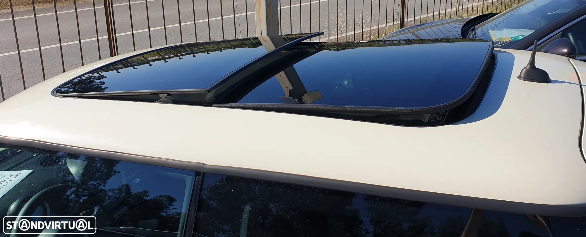 MINI 3 Portas One D - 9